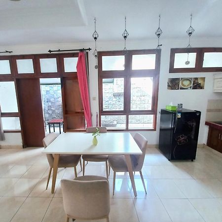 Homestay Jogja Dekat Gembiraloka By Simply Homy Yogyakarta Dış mekan fotoğraf