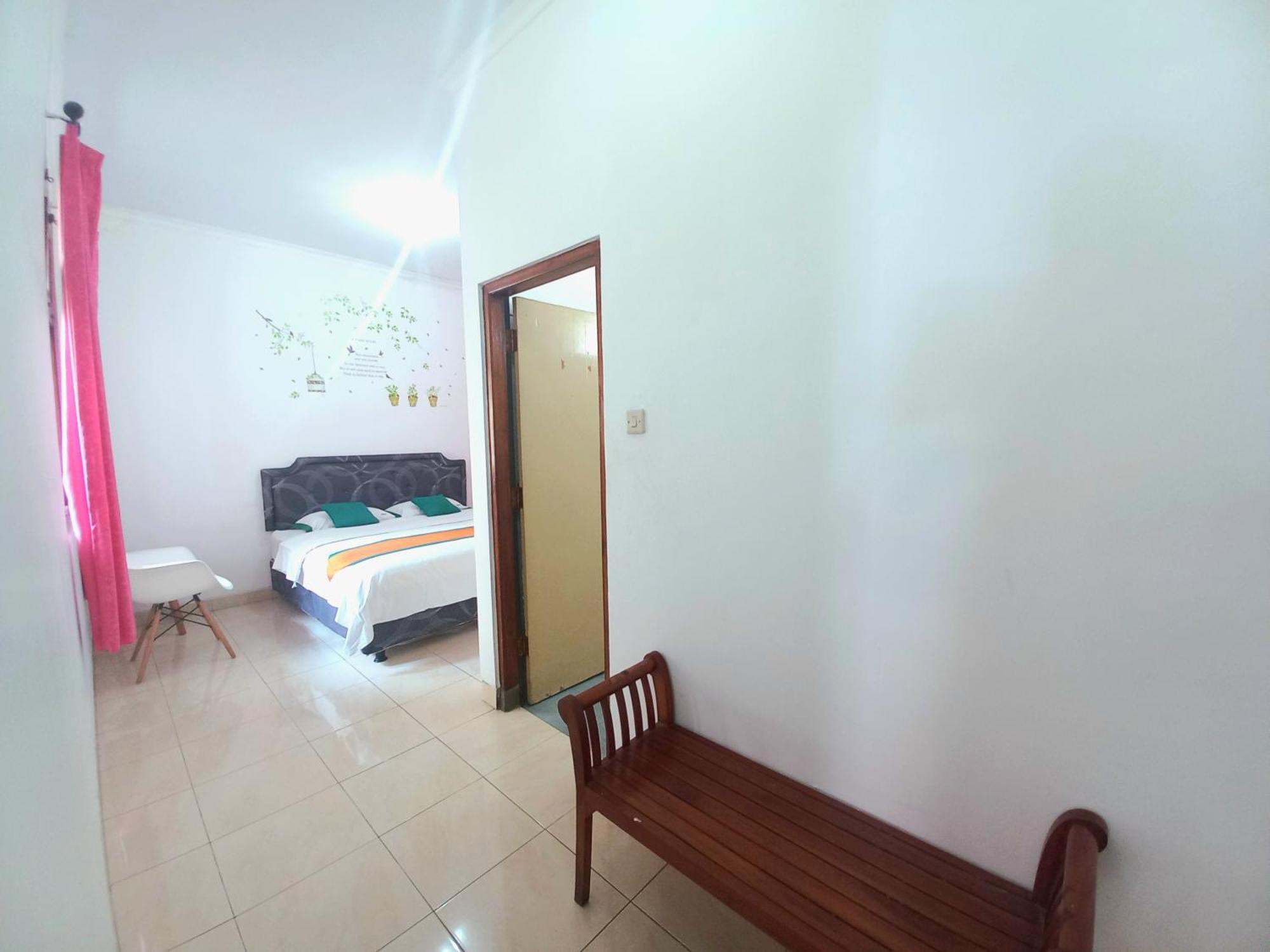 Homestay Jogja Dekat Gembiraloka By Simply Homy Yogyakarta Dış mekan fotoğraf